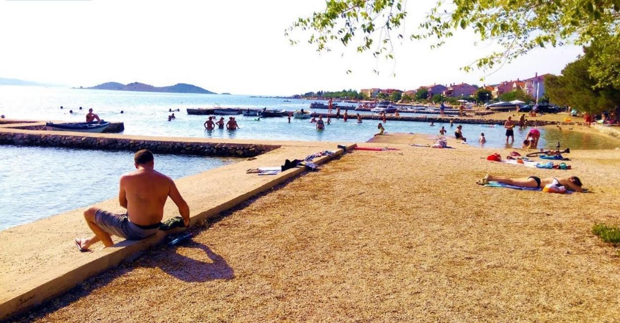 Ena Apartment Turanj Bagian luar foto